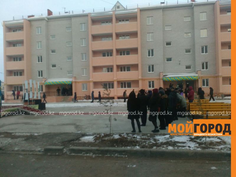 В Аксае 75 семей получили ключи от новых квартир