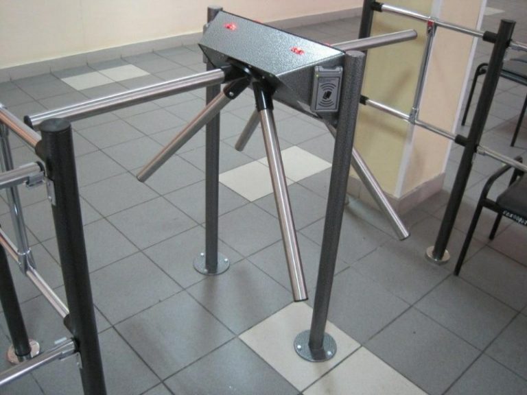 25 миллионов тенге выделено на установку турникетов в школах Атырау