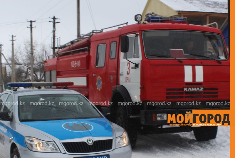 В ЗКО при пожаре большегруза пострадал водитель