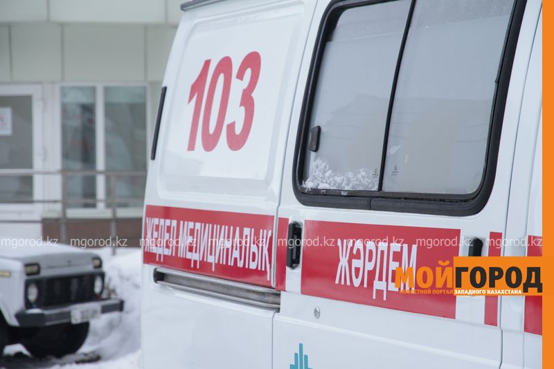 Фура с прицепом сбила женщину