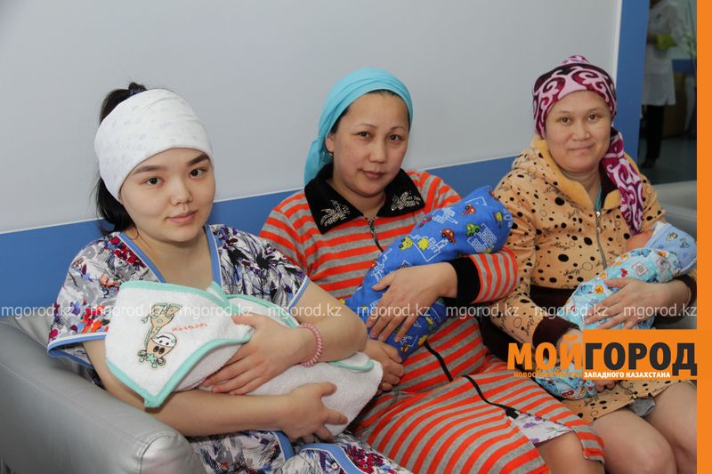 717 детей родились в Уральске в 2018 году