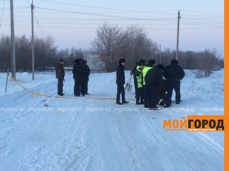 Полицейские нашли женщину, бросившую новорожденного ребенка на кладбище в Уральске