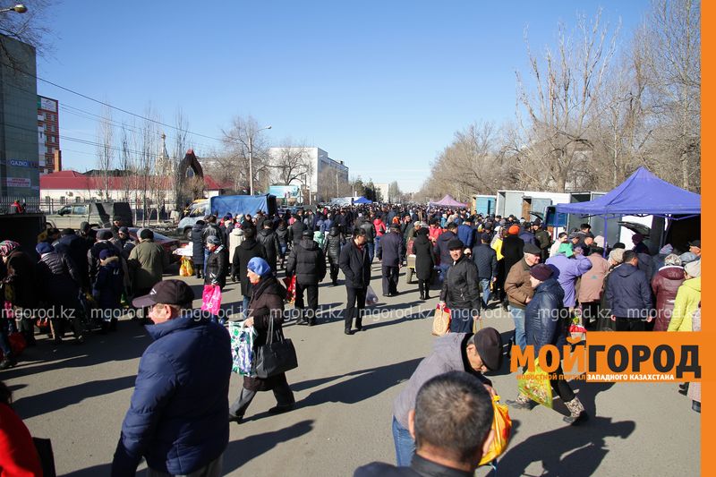 60 товаропроизводителей ЗКО представили свою продукцию на ярмарке в Уральске