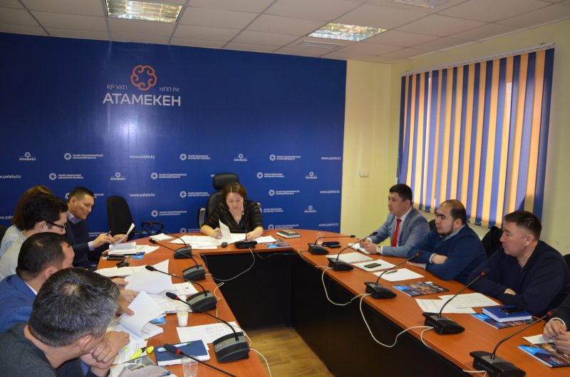 Товаропроизводители Атырау пожаловались на отсутствие госзаказа в сфере строительства