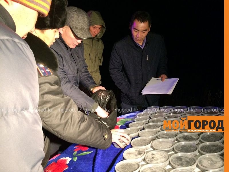 Икру и осетрину пытались провезти из Астрахани в Атырау