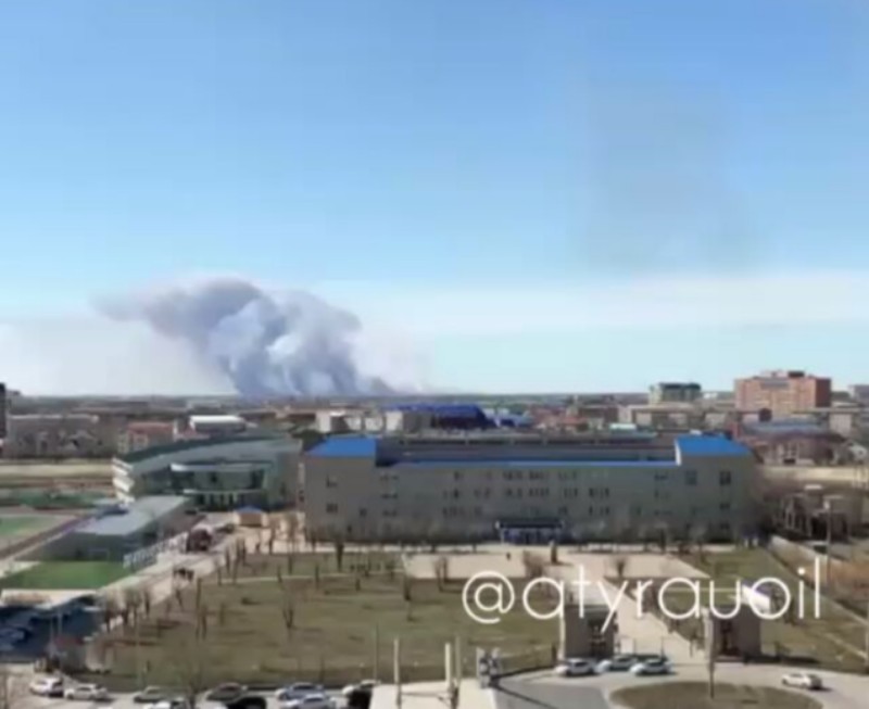В Атырау горит природный резерват «Ак Жайык» (видео)