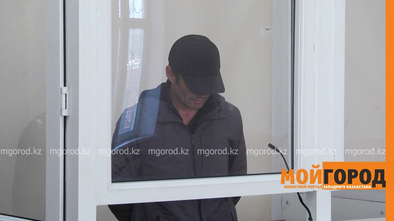 Суд Уральска арестовал подозреваемого в убийстве мужчины, тело которого нашли в контейнере