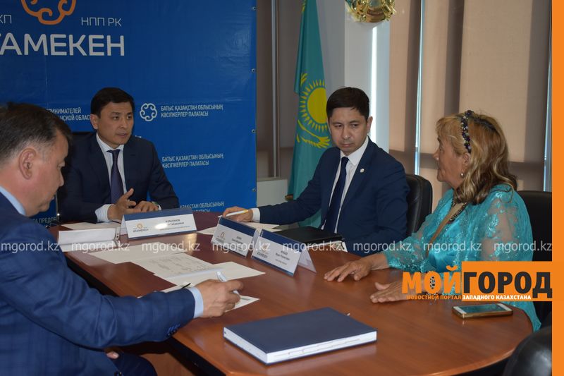 Не разводить бюрократию поручил аким ЗКО руководителям госорганов