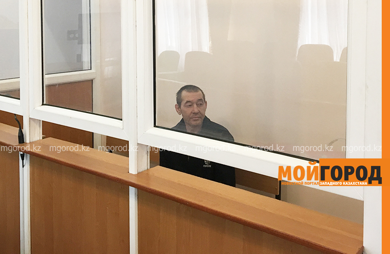В ЗКО мужчина зарезал своего друга за тунеядство