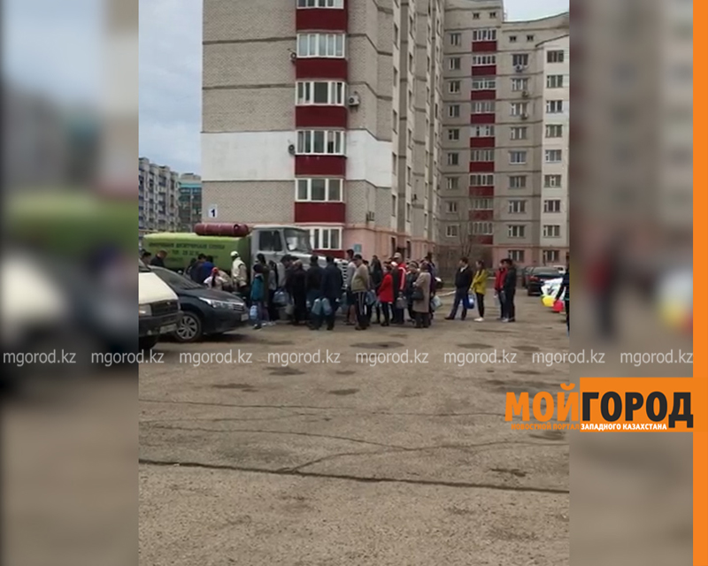 Половина Уральска осталась без воды: подвоз организован во дворы города (видео)
