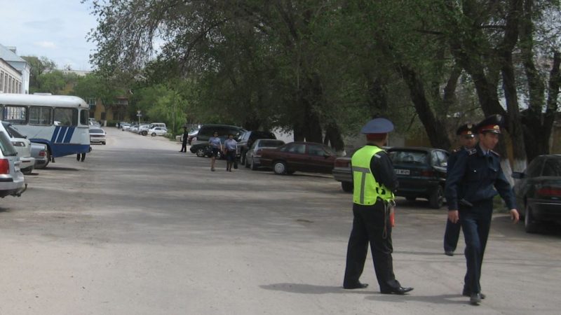 На окраине Атырау полицейские обнаружили взрывное устройство