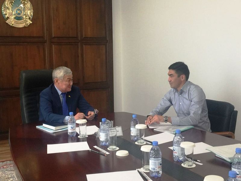 Бердыбек Сапарбаев пообещал ФК «Актобе» помочь решить проблемы с долгами