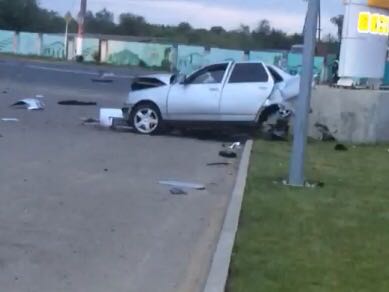 В ДТП возле автозаправочной станции Уральска погиб пассажир