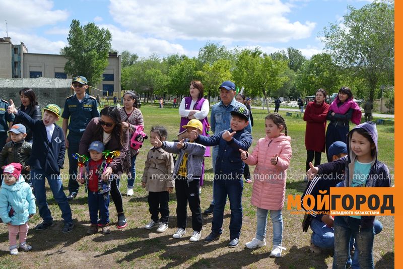 В Уральске прошел большой детский праздник для детей гвардейцев