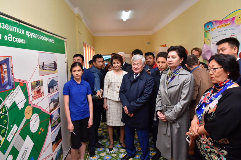 Лагерь для особенных детей презентовали госсекретарю РК в Актюбинской области