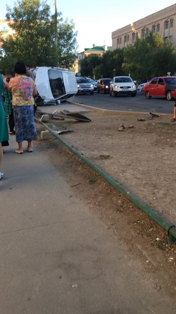 6 человек пострадали в ДТП в центре Атырау