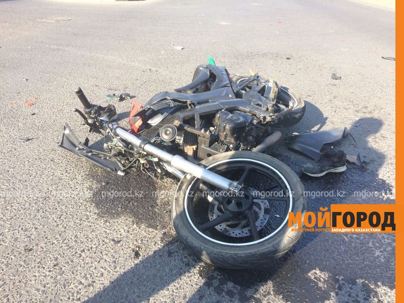 Водитель мотоцикла пострадал в ДТП в Уральске