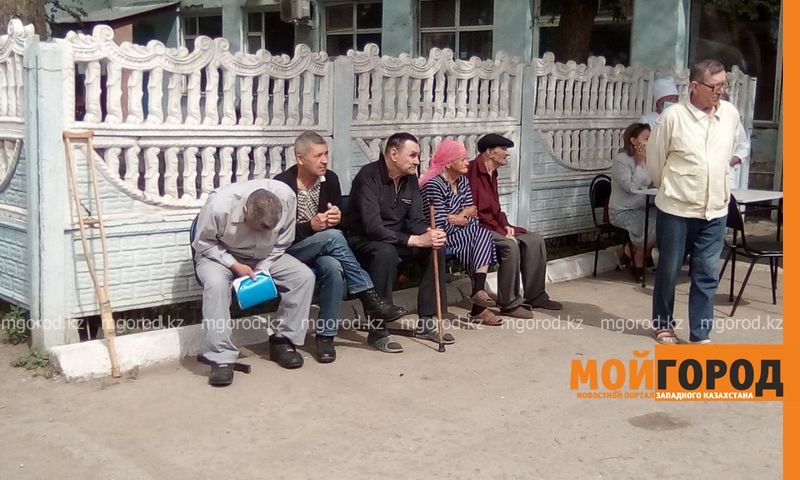 В Актобе массово проверяют бездомных на туберкулез