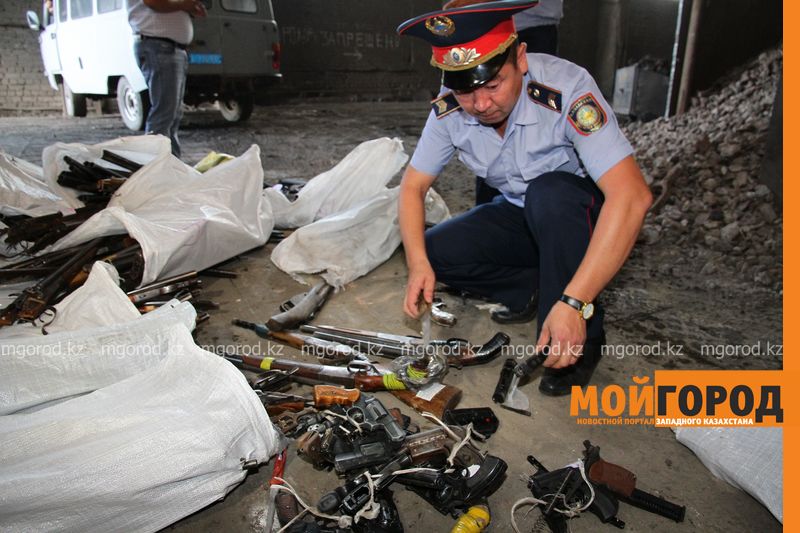 В Уральске уничтожили 221 единицу оружия