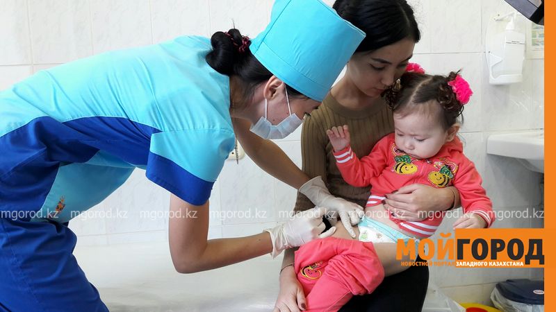 Более 1000 детей в ЗКО остались без прививок