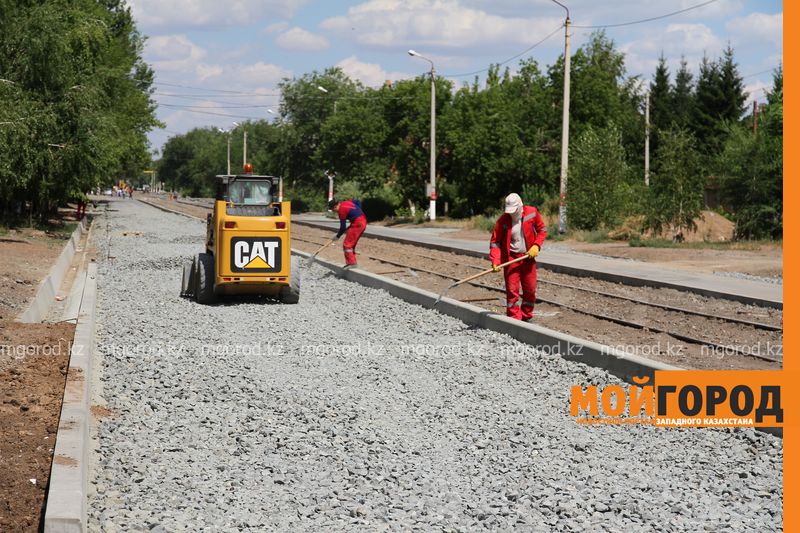 В Уральске ремонтируют автодороги на 50 улицах (инфографика)