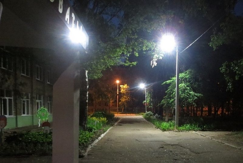 В 41 школе Атырау заменят уличное освещение