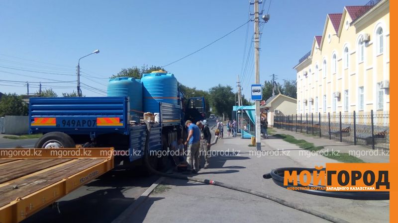 В Уральске из-за ремонта воздушных линий в поселке Деркул ежедневно отключают электричество