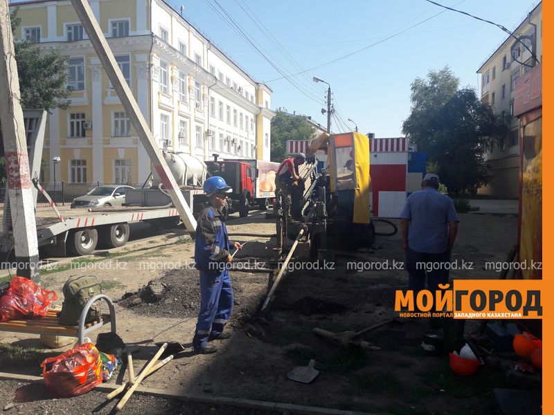 В Уральске на двух центральных улицах линии электропередач уберут под землю