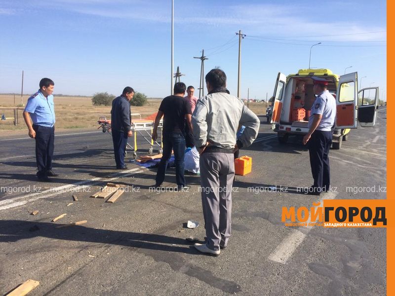 Шесть человек пострадали в ДТП на трассе в ЗКО