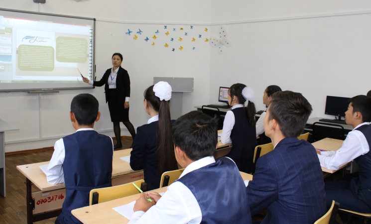 В Атырау стартовал партийный проект «English for Jastar»