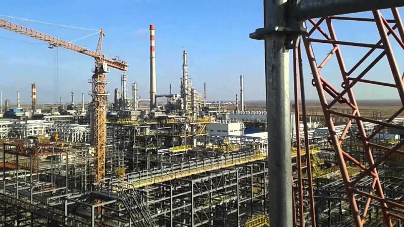 Более 3,5 млн тонн нефти переработал Атырауский НПЗ с начала года