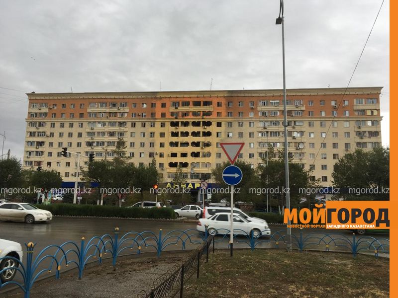 Многоэтажка в Актобе загорелась из-за сигареты