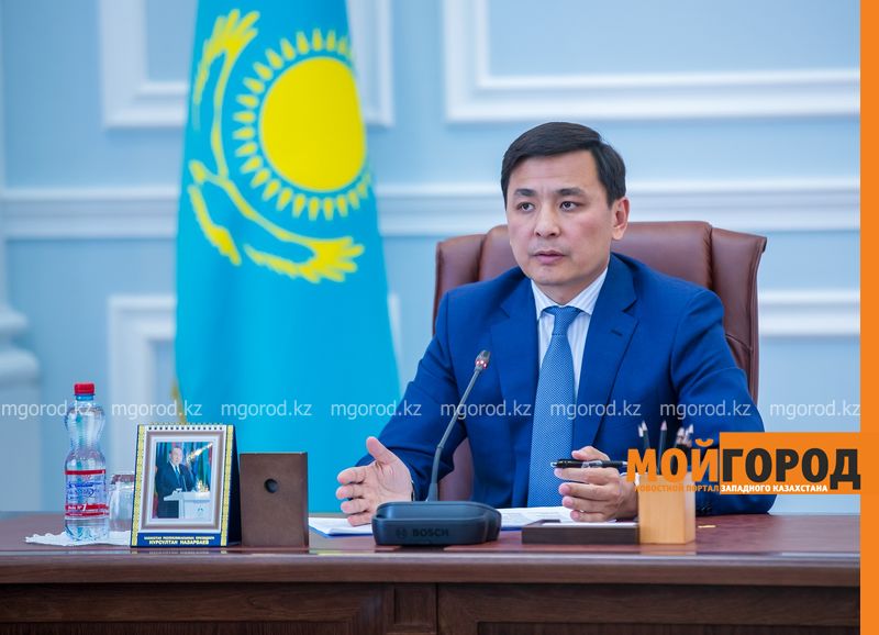 Акимы ЗКО и Уральска раскрыли размер зарплаты