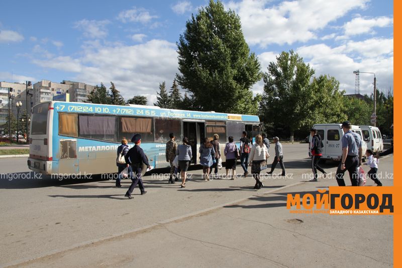 Аким Уральска потребовал навести порядок в общественном транспорте