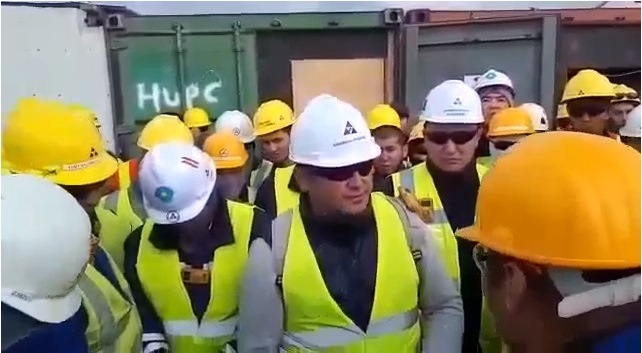 В Атырау рабочие иностранной компании добились увольнения руководителей службы безопасности