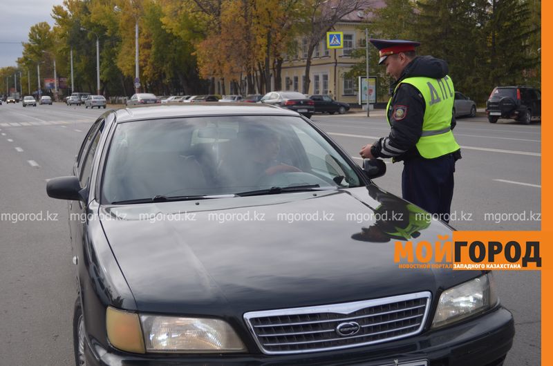 224 автомобиля водворены на штрафстоянку в ЗКО