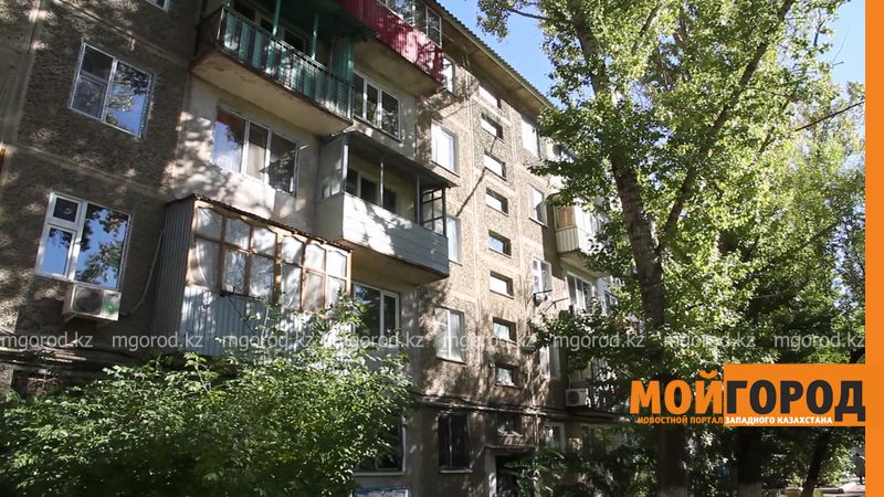 Два трупа обнаружили в квартире многоэтажного дома в Уральске