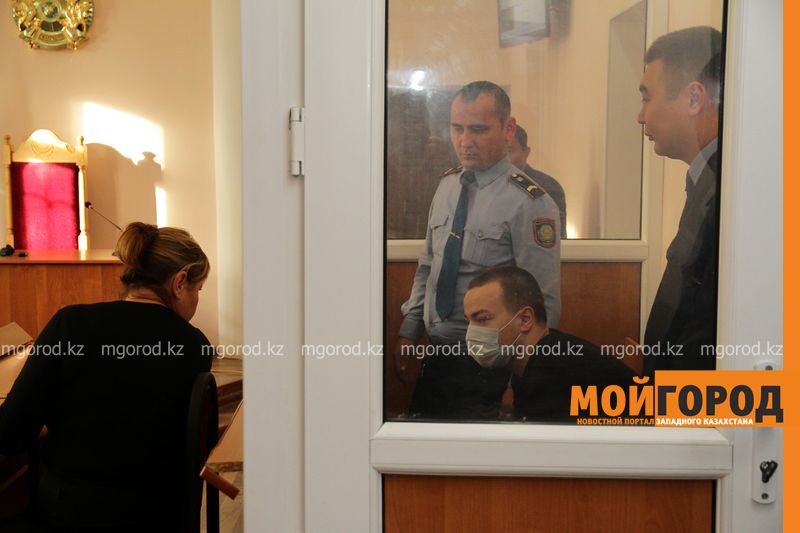 В Уральске вынесли приговор парню, зарезавшему друга