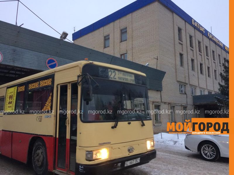 Пассажиры не могли дождаться 22 маршрута в Уральске