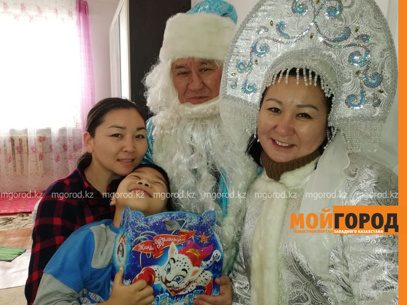 «Мой Город» поздравил особенных детей Атырау с наступающим Новым годом