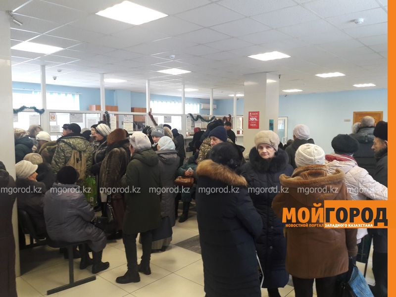 В Уральске арестовали более 1000 квартир должников