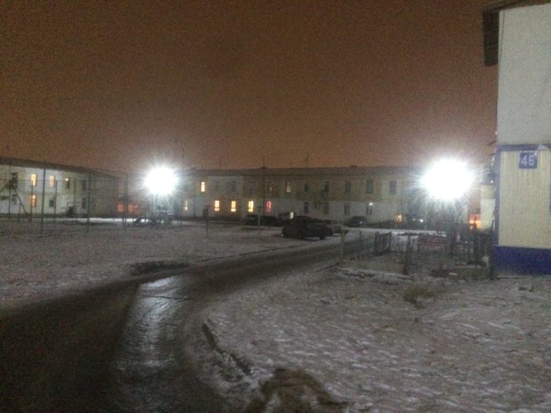 В пригороде Атырау во дворах 62 жилых домов появилось уличное освещение