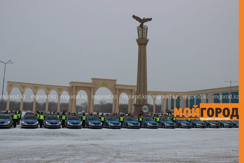 Актюбинским полицейским вручили 110 новых автомобилей