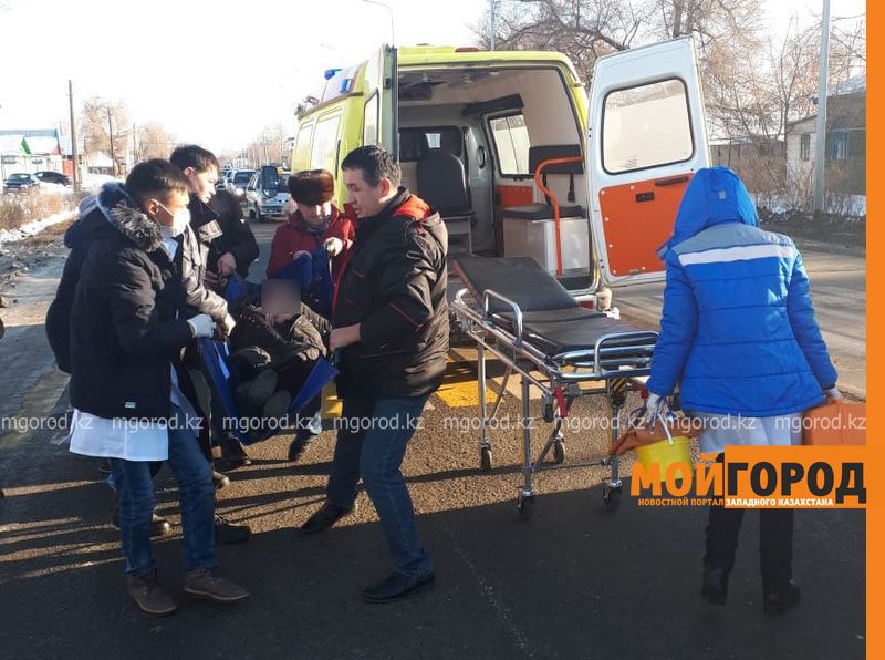 Женщину сбили на пешеходном переходе в Уральске