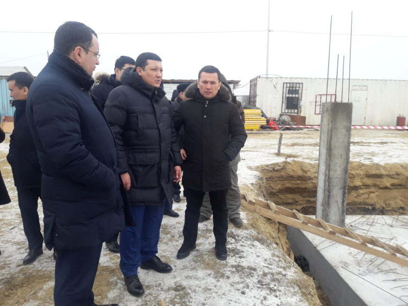 На месте школы бизнес-центр строить не будут - аким Атырау