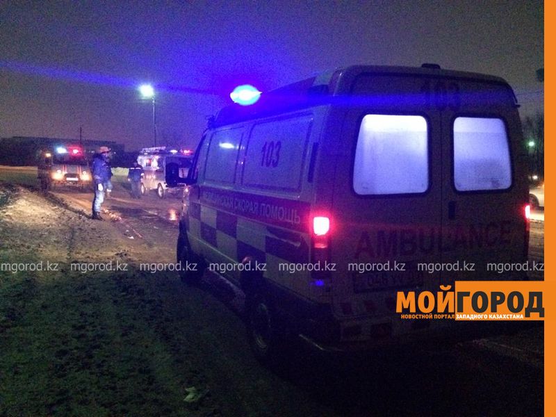 Три человека погибли в ДТП на мосту в Атырау