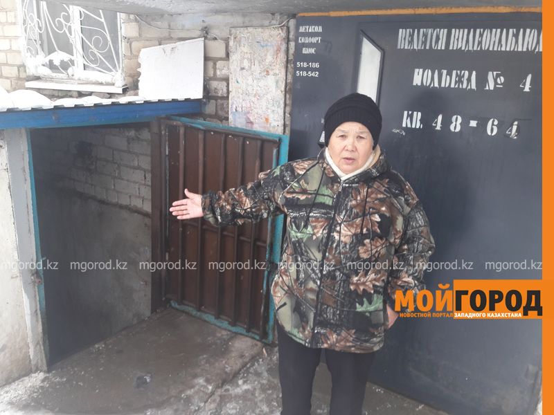 В Уральске три дома затопило канализационными стоками
