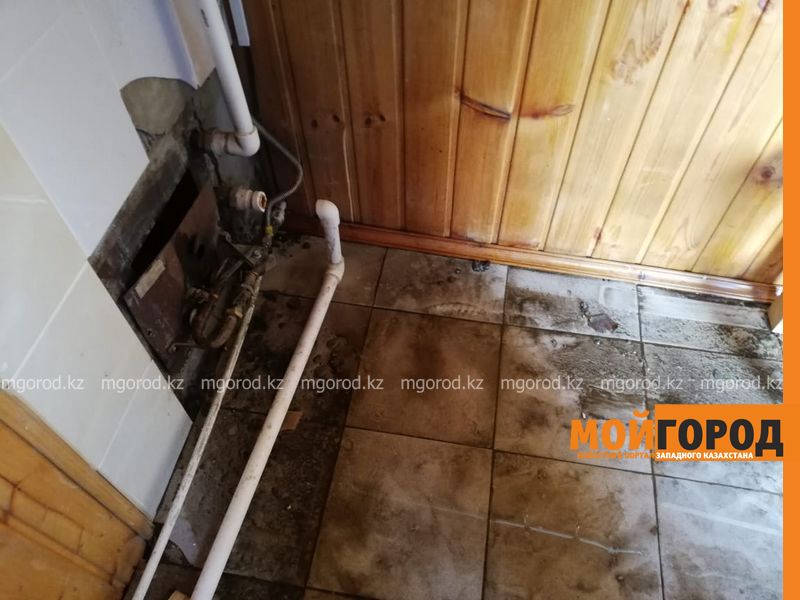 В Уральске после хлопка газовоздушной смеси женщина попала в больницу