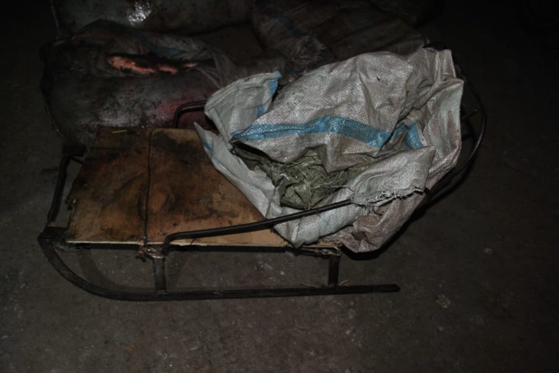 Свыше ста килограммов частика изъяли полицейские Атырау у сельчан