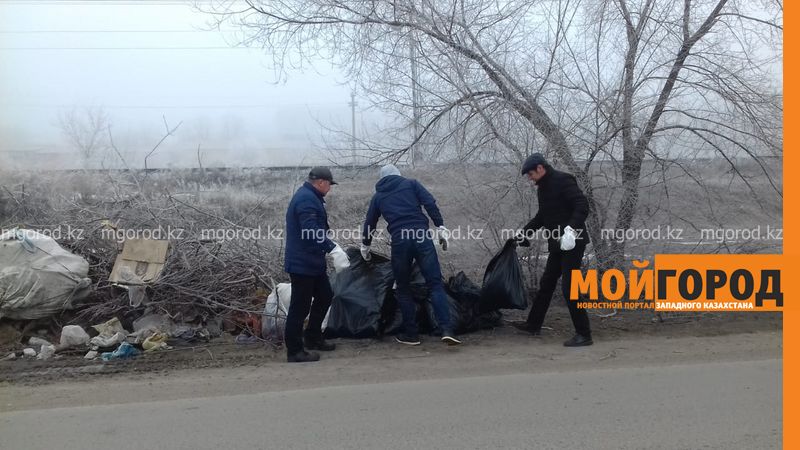 Более 7 тысяч уральцев приняли участие в общегородском субботнике
